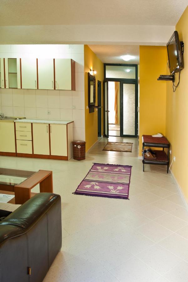 Apartmani Aida Ulcinj Eksteriør billede