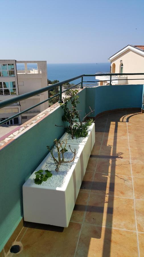 Apartmani Aida Ulcinj Eksteriør billede